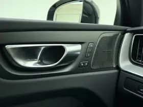 Volvo XC60 thumbnail 43