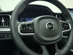 Volvo XC60 thumbnail 45
