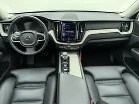 Volvo XC60 thumbnail 2