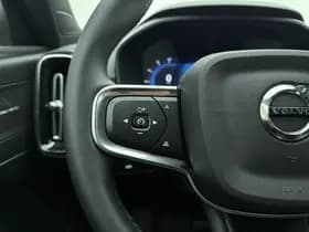Volvo XC40 thumbnail 16