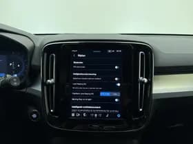 Volvo XC40 thumbnail 33