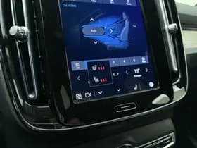 Volvo XC40 thumbnail 35