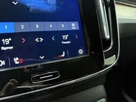 Volvo XC40 thumbnail 36