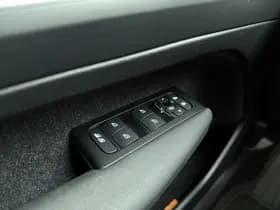 Volvo XC40 thumbnail 19