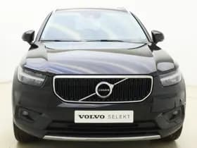Volvo XC40 thumbnail 3