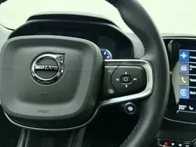 Volvo XC40 thumbnail 22