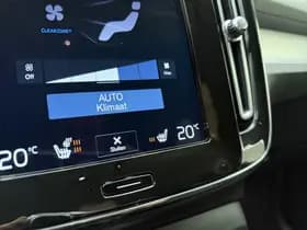 Volvo XC40 thumbnail 30