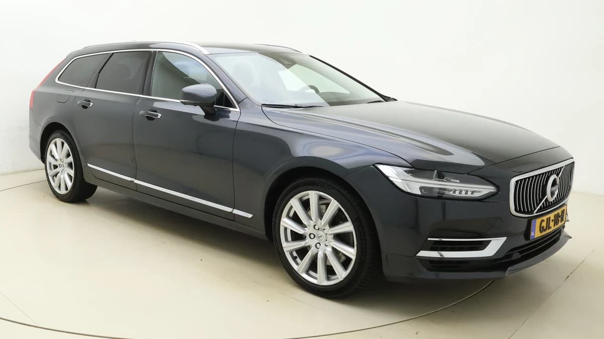 Volvo V90 — foto 1