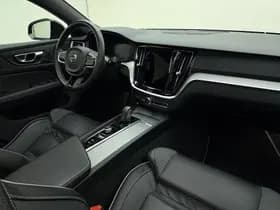 Volvo V60 thumbnail 2