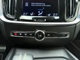 Volvo V60 thumbnail 38