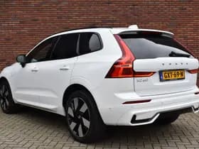 Volvo XC60 thumbnail 2