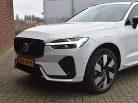 Volvo XC60 thumbnail 3