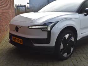 Volvo EX30 Extended Range 272PK Plus thumbnail 3