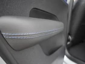 Volvo EX30 Extended Range 272PK Plus thumbnail 16