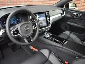 Volvo V60 thumbnail 4