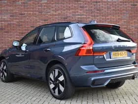 Volvo XC60 thumbnail 2