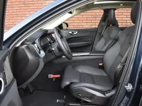 Volvo XC60 thumbnail 4