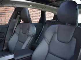 Volvo XC60 thumbnail 5