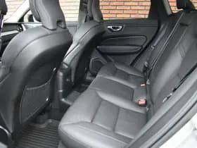 Volvo XC60 T6 350PK Plug-in hybrid AWD Plus Dark thumbnail 9