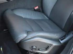 Volvo XC60 T6 350PK Plug-in hybrid AWD Plus Dark thumbnail 8