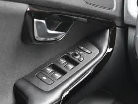 Volvo V40 T3 152PK Automaat Dynamic Edition thumbnail 9