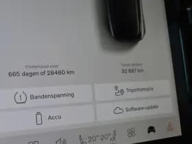 Volvo EX30 Extended Range 272PK Plus 69 kWh thumbnail 11