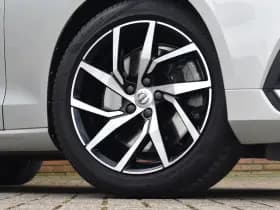 Volvo V60 T5 252PK Automaat Momentum thumbnail 3