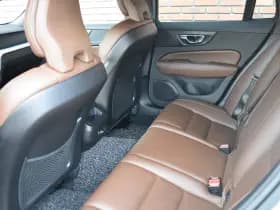 Volvo V60 T5 252PK Automaat Momentum thumbnail 9