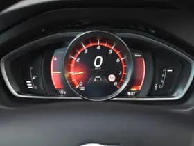 Volvo V40 thumbnail 22