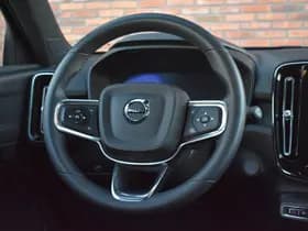 Volvo XC40 thumbnail 15