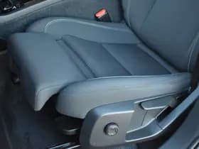 Volvo XC40 thumbnail 8