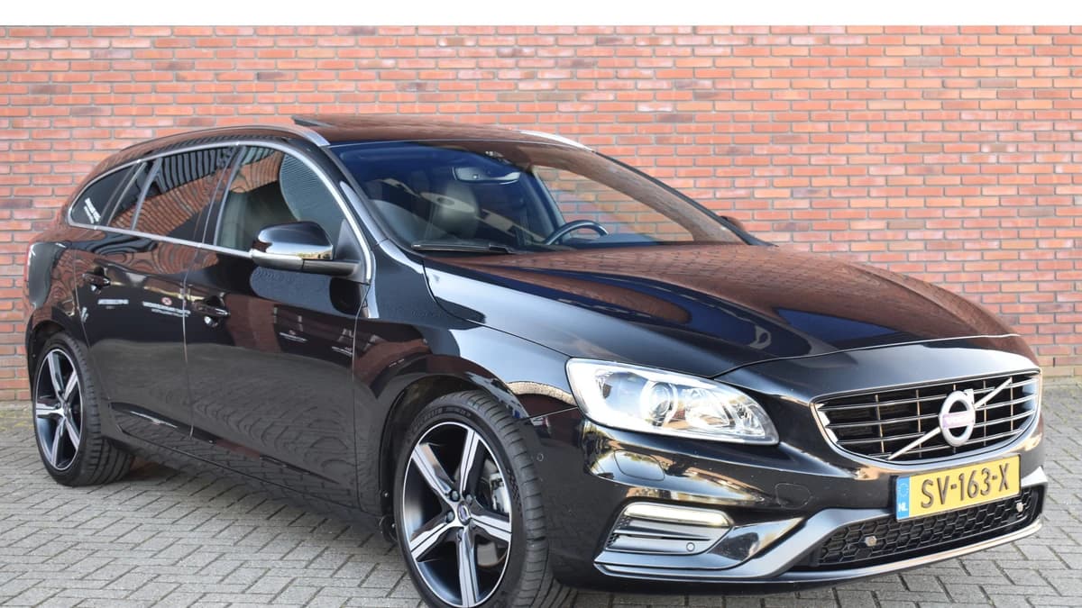 Volvo V60 — foto 1