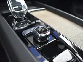 Volvo XC60 thumbnail 16