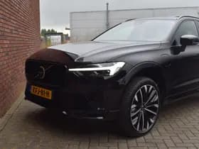 Volvo XC60 thumbnail 3