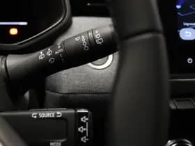 Renault Clio 1.0 TCe 90 GPF techno | Demo | NAVIGATION TECHNO PACK | LED | DAB | APPLE | CAMERA thumbnail 10