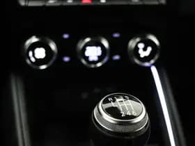 Renault Clio 1.0 TCe 90 GPF techno | NAVIGATIE TECHNO PACK | DAB | APPLE | 360 CAMERA thumbnail 37