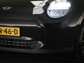 MINI 3-Deurs Mini Cooper E Essential 40.7 kWh | NIEUW | LED | APPLE | CAMERA | 17" thumbnail 12