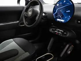 MINI 3-Deurs Mini Cooper E Essential 40.7 kWh | NIEUW | LED | APPLE | CAMERA | 17" thumbnail 3