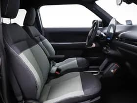 MINI 3-Deurs Mini Cooper E Essential 40.7 kWh | NIEUW | LED | APPLE | CAMERA | 17" thumbnail 6