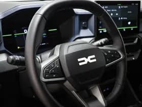 Dacia Duster 1.2 TCe 130 mild hybrid Expression | STOELVERWARMING | NAVIGATIE | DAB | APPLE | CAMERA thumbnail 30