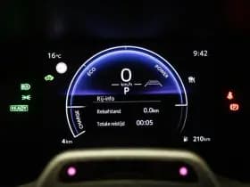 Toyota Yaris Cross 1.5 Hybrid 130 Dynamic | NIEUW | COMFORT PACK | STUURVERWARMING | CAMERA thumbnail 3