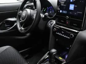 Toyota Yaris Cross 1.5 Hybrid 130 Dynamic | NIEUW | COMFORT PACK | STUURVERWARMING | CAMERA thumbnail 4