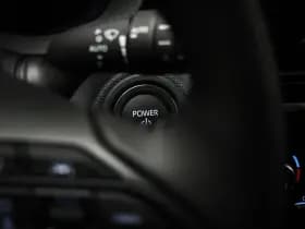 Toyota Yaris Cross 1.5 Hybrid 130 Dynamic | NIEUW | COMFORT PACK | STUURVERWARMING | CAMERA thumbnail 36