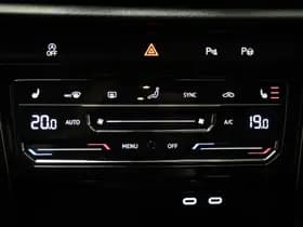 Volkswagen T-Roc thumbnail 38