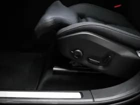 Volvo XC60 2.0 T6 Plug-in hybrid AWD Ultra Bright | PANORAMADAK | STUURVERWARMING | DAB | APPLE | 360 CAMERA thumbnail 35