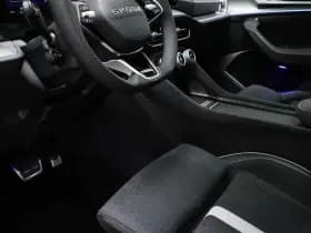 Škoda Kodiaq 1.5 TSI PHEV Sportline Business | WINTER PACK | PANORAMADAK | ACHTERBANKVERWARMING | TREKHAAK thumbnail 40