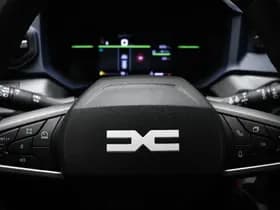 Dacia Duster 1.2 TCe 130 mild hybrid Expression | STOELVERWARMING | NAVIGATIE | DAB | APPLE | CAMERA thumbnail 32