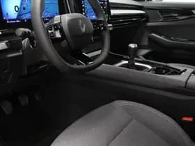 Renault Austral 1.2 mild hybrid advanced 130 evolution | LED | DAB | APPLE | CAMERA thumbnail 26