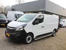 Opel Vivaro thumbnail 3