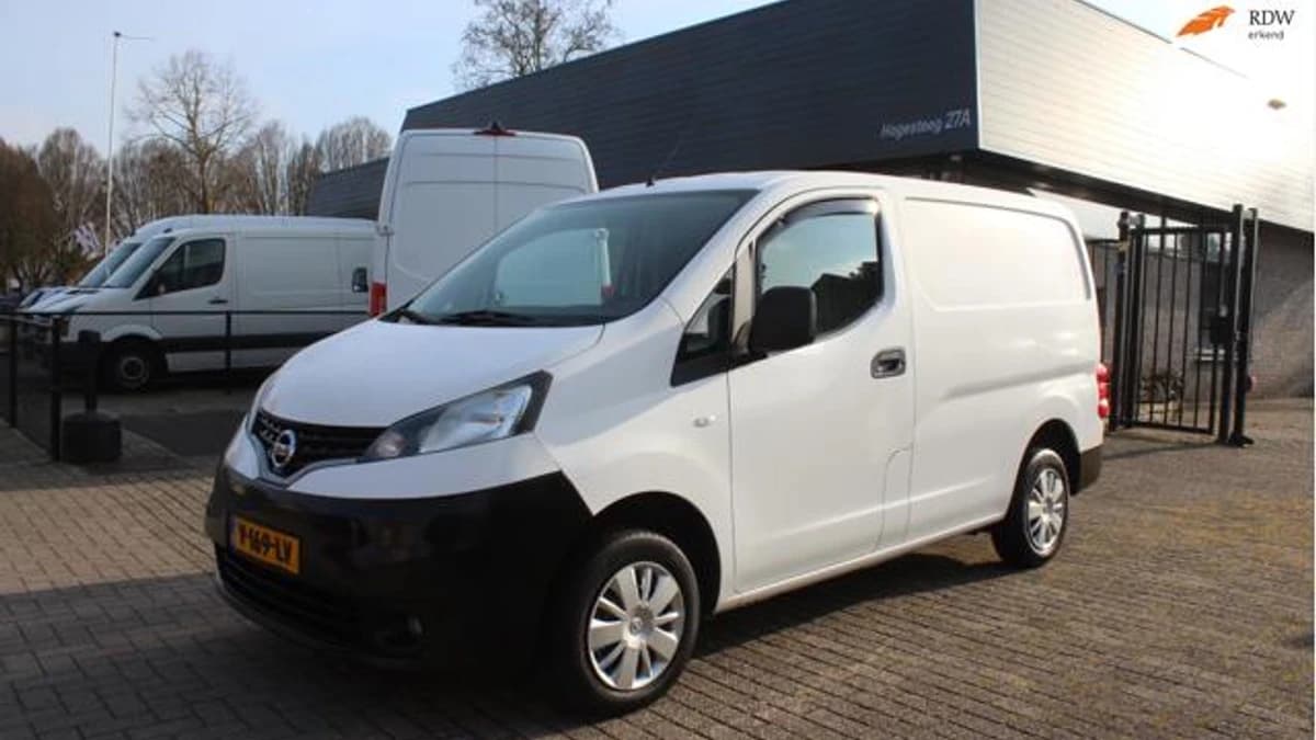 Nissan NV200 — foto 1